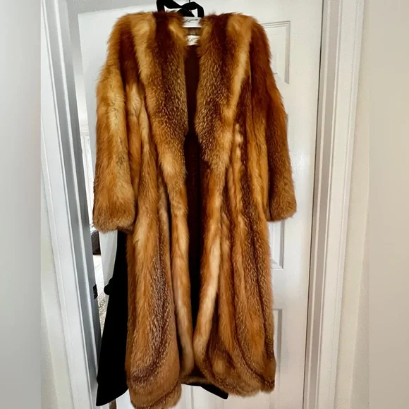 Jackets & Coats | Full Length Fox Fur Coat Purchase In Aspen